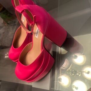 Vibrant Pink Block Heel Women's Shoes(Steve Madden)